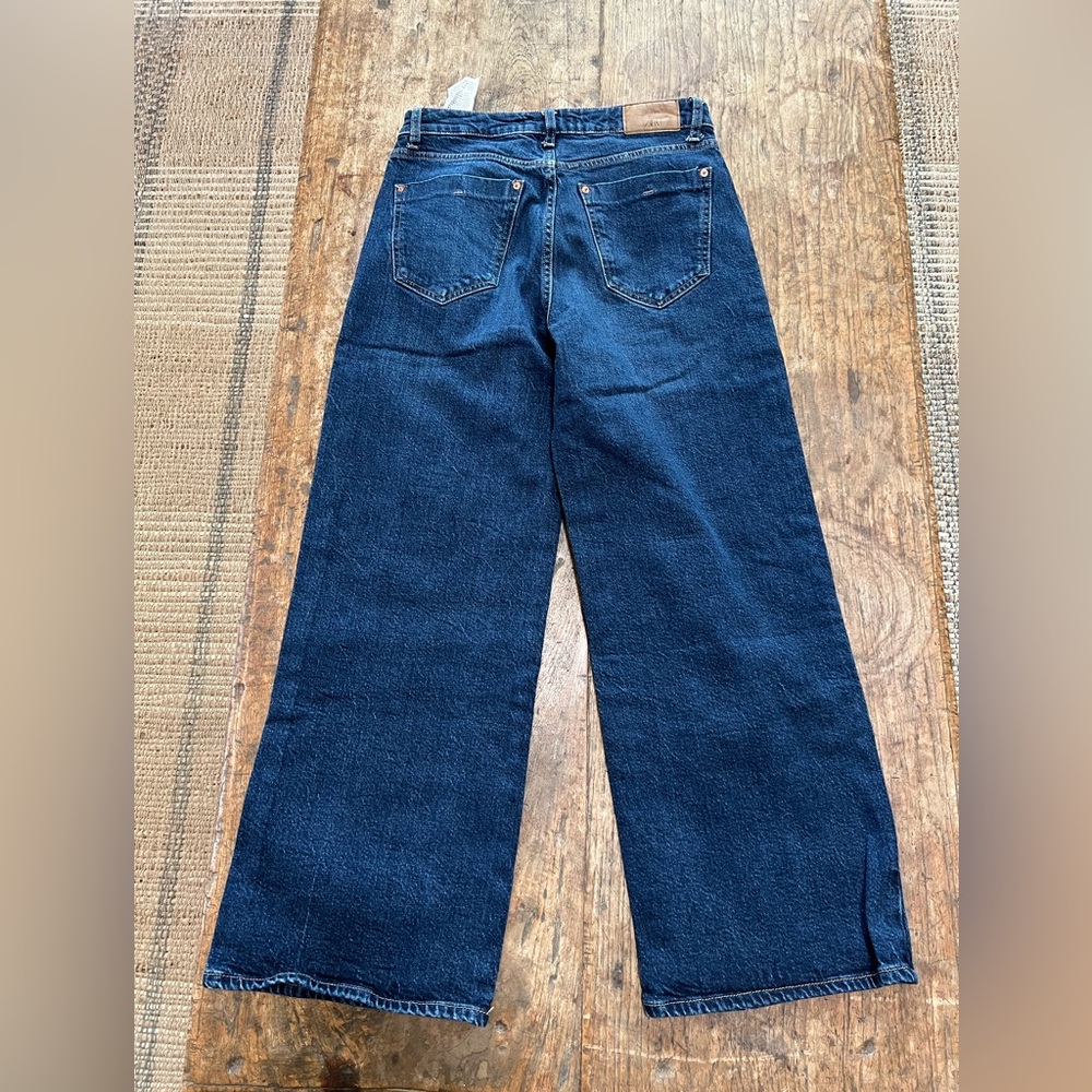 Zara Dark Blue Wide-Leg Jeans Size 4 EUC fall or winter dark Wash amazing!